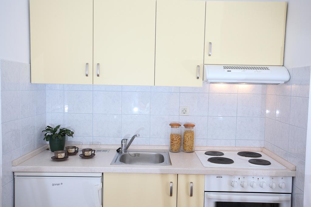 Apartment Mileta มาคาร์สกา ภายนอก รูปภาพ